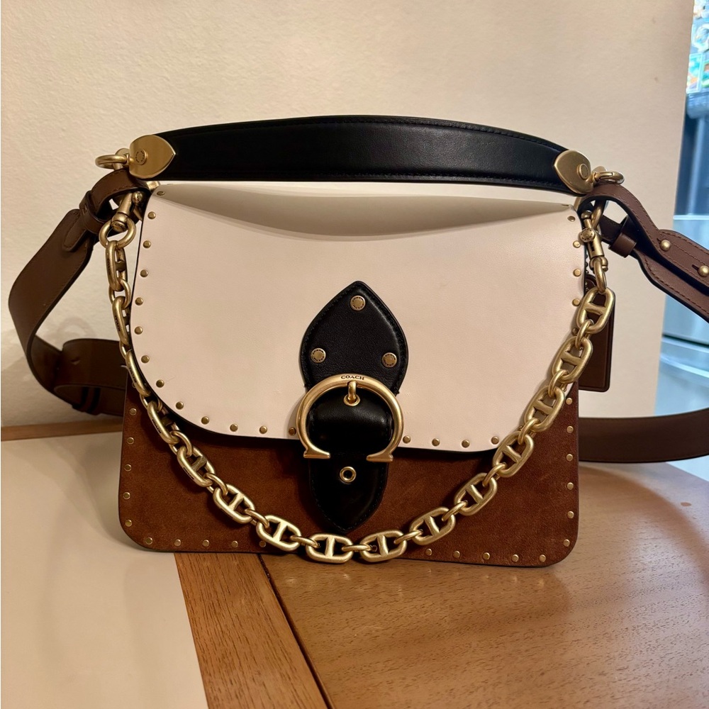 Coach Beat border rivets Chain Strap Bag - Black, White, and Brown